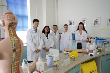 Students attending a STEM-focused summer course in the UK