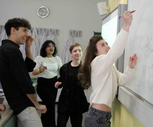 Be a Leader Academic Summer teamwork as students plan together